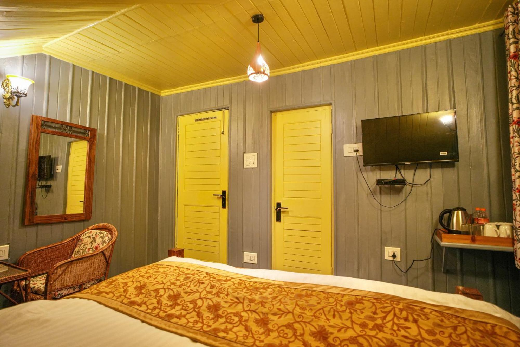 Hotel Little Silver Pahalgām 外观 照片