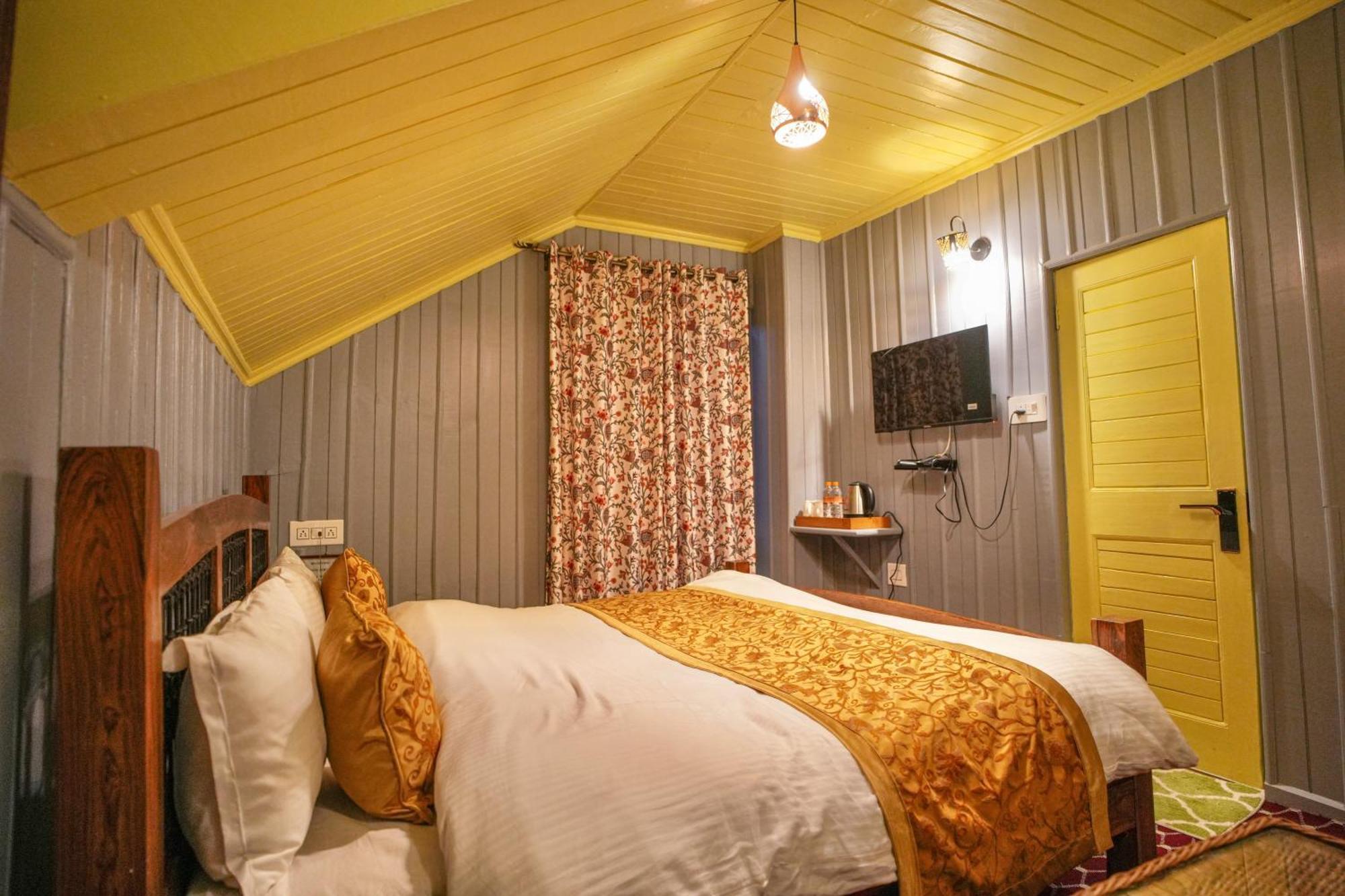 Hotel Little Silver Pahalgām 外观 照片