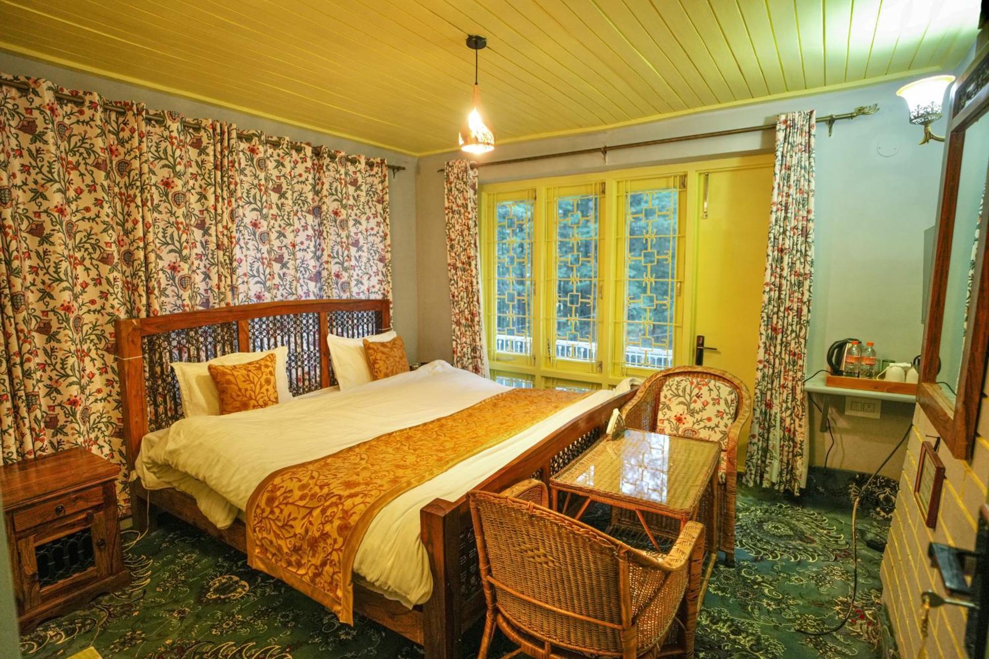 Hotel Little Silver Pahalgām 外观 照片